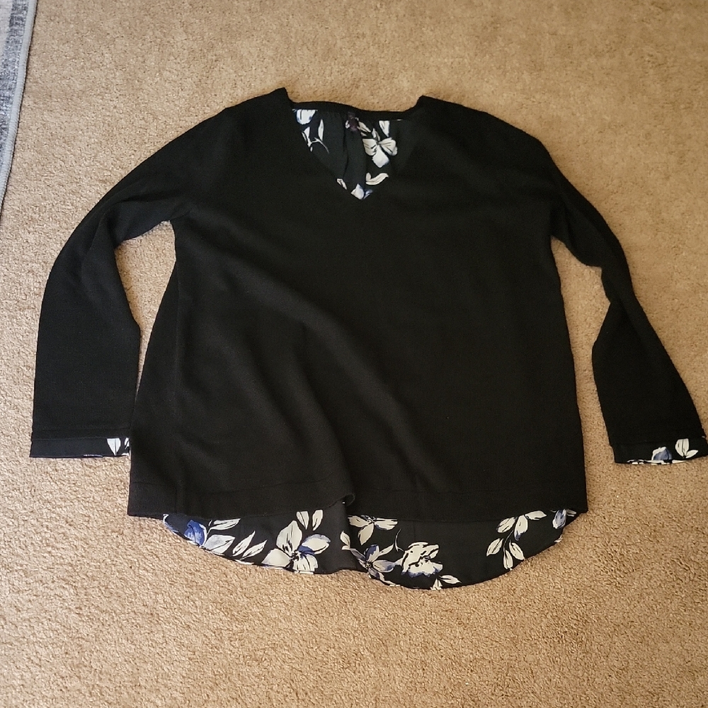 NYDJ Black and White Floral Women's Blouse